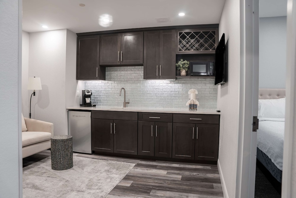 Hampton Inn & Suites Fairfield - photo 38
