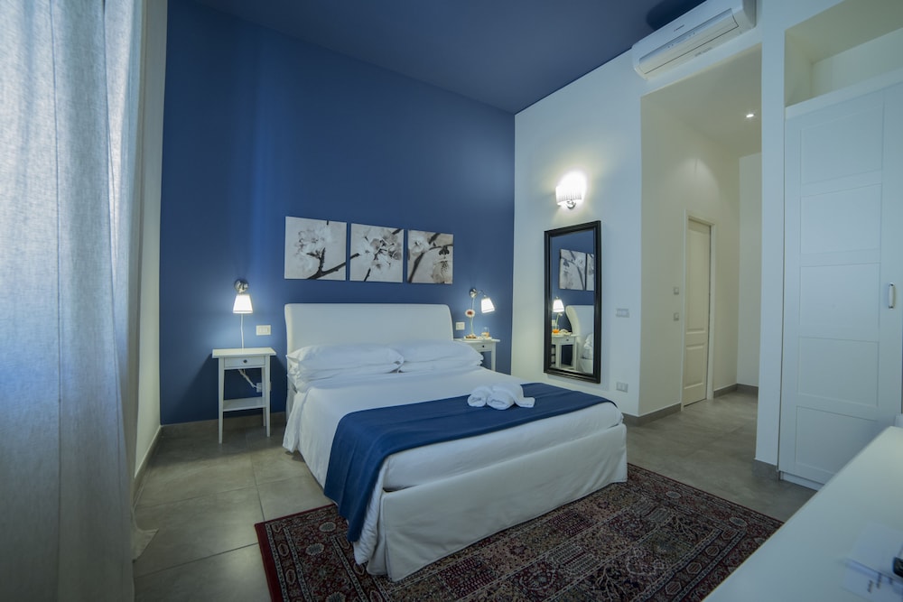 B&B Suite Paciotti — 4-Star Luxury Hotel in Trani, Italy