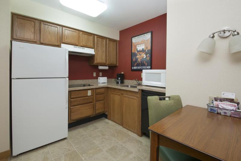 Residence Inn by Marriott Folsom Sacramento - photo 17