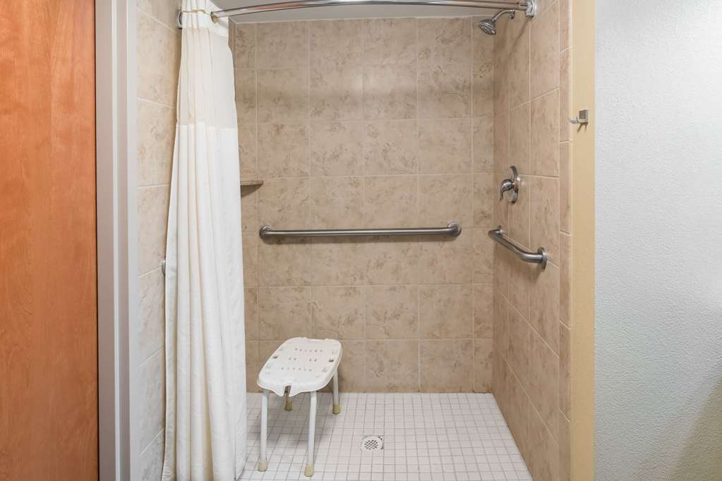 Wingate by Wyndham Bowling Green - photo 10