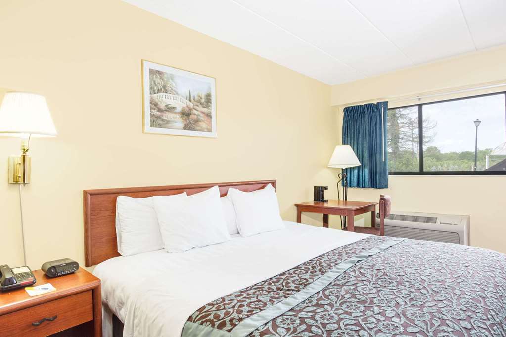 Days Inn by Wyndham Athens - photo 6