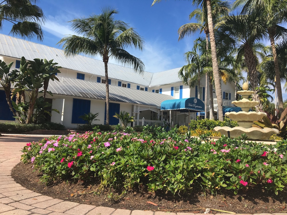 Olde Marco Island Inn and Suites - photo 28