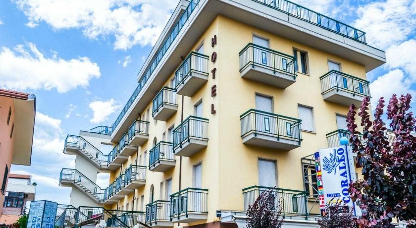 Hotel Corallo — hotel in Giulianova