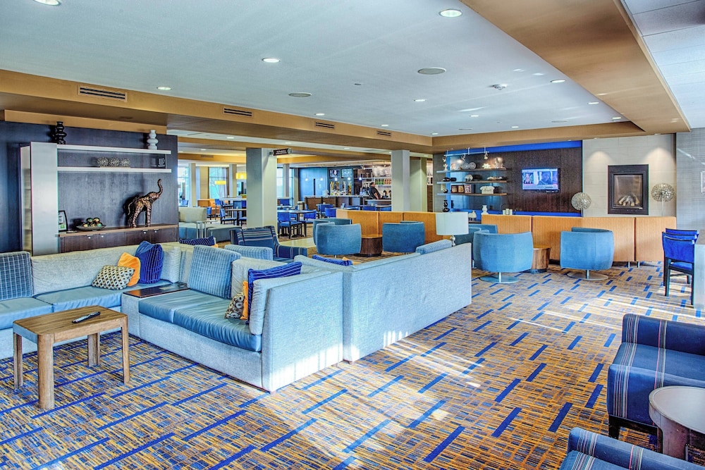 Courtyard by Marriott Fargo Moorhead MN - photo 3