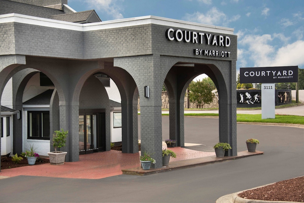 Courtyard by Marriott Winston Salem University - photo 24