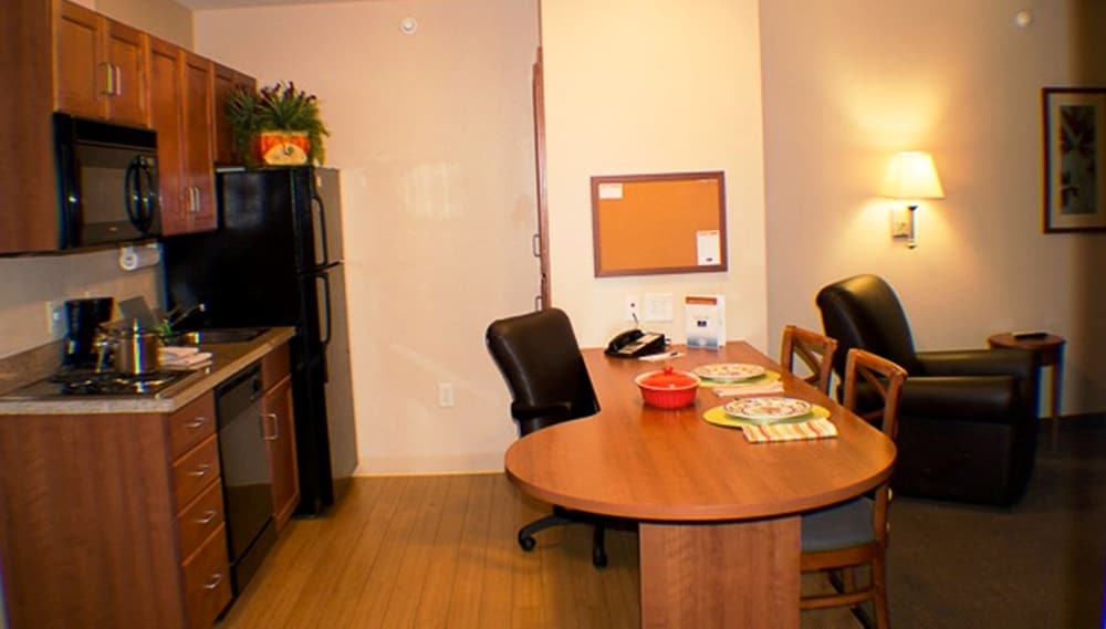 Candlewood Suites Jacksonville by IHG - photo 15