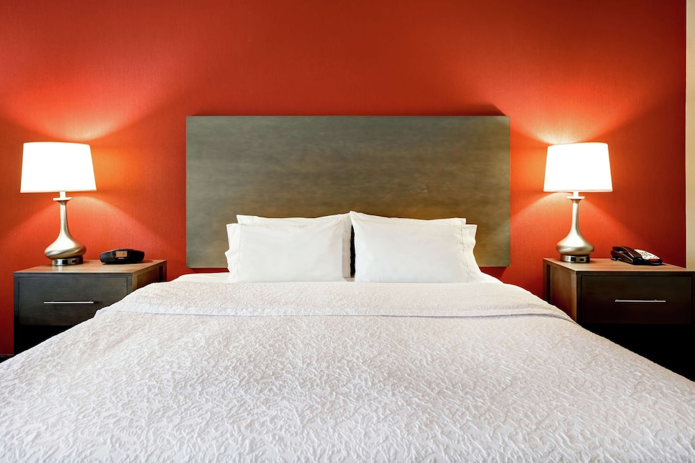 Hampton Inn Middletown - photo 16
