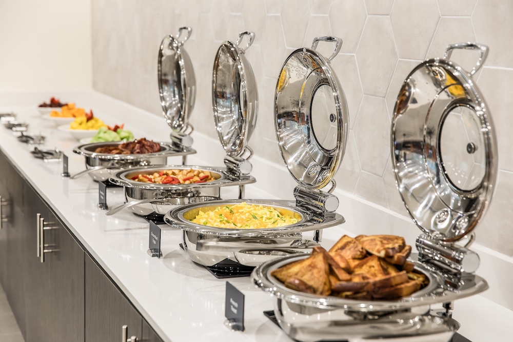 Crowne Plaza Orlando Lake Buena Vista by IHG - photo 24