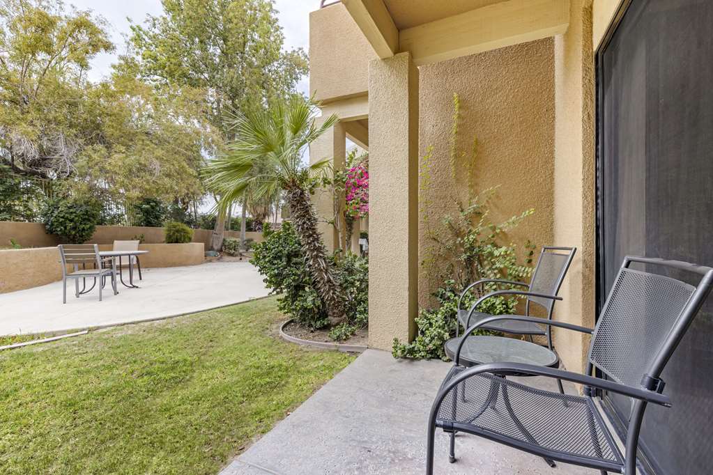 Best Western Plus Palm Desert Resort - photo 42