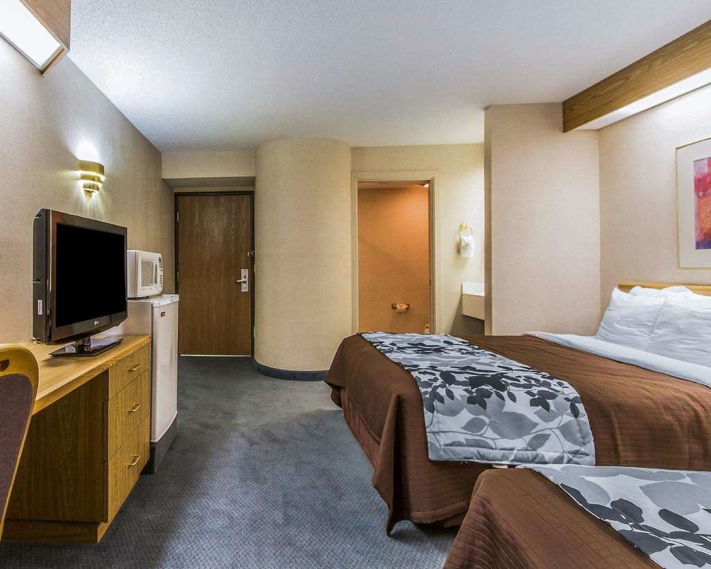 Rodeway Inn Fremont Ne - photo 14