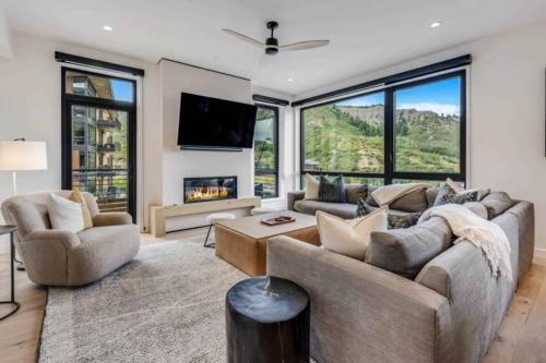 Electric Pass Lodge 202 by Snowmass Mountain Lodging — 4-Star Luxury Hotel in Snowmass Village, United States