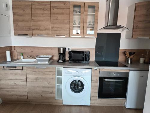 Studio Cabine Avec Terrasse — hotel in Fort-Mahon-Plage