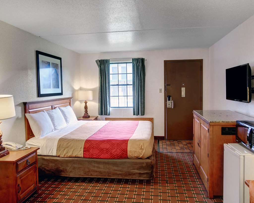 Rodeway Inn New Braunfels San Antonio Area - photo 9