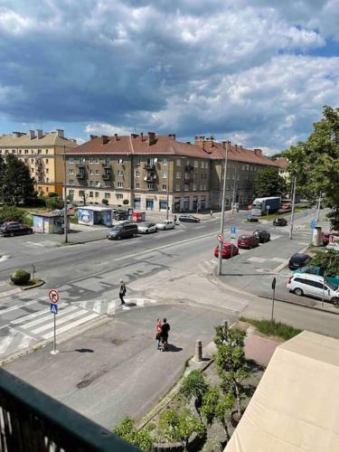 Priestranný 3 izb. apartmán v centre s parkovaním. — 4-Star Luxury Hotel in Banska Bystrica, Slovakia
