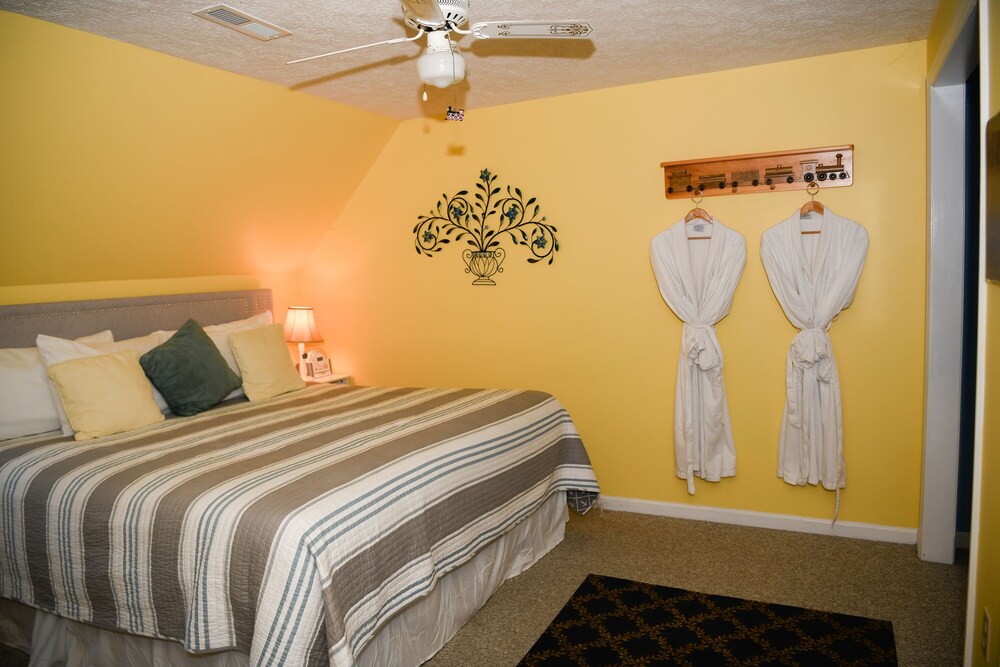 Blacksburg Bed & Breakfast - photo 68