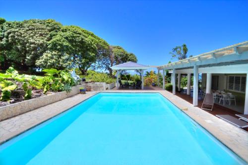 Domaine Les hauts de Sofaia Évasion Créole Vue Mer Spectaculaire in Sainte-Rose, Guadeloupe