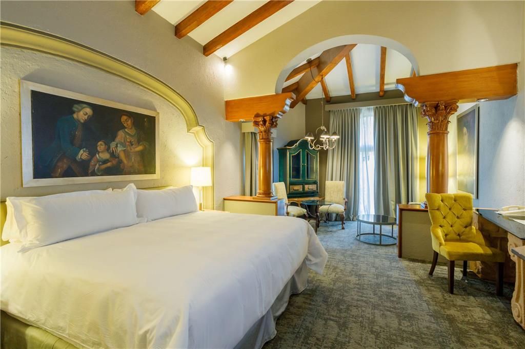 Grand Class Suite king