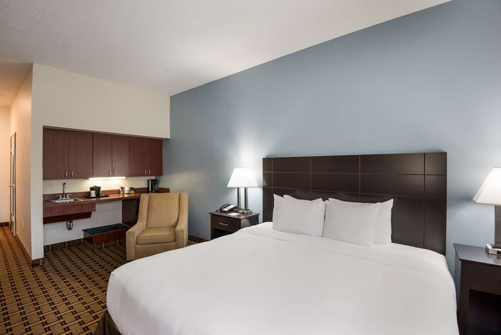 SureStay Plus Hotel by Best Western Coralville Iowa City - photo 14