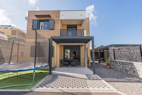 Villa Livia — 4-Star Luxury Hotel in Les Avirons, Réunion