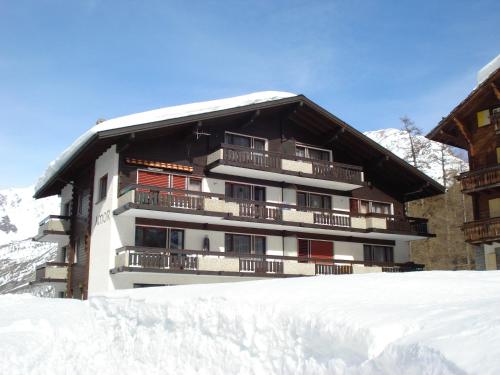 Amor Lodge — 4-Star Luxury Hotel in Saas-Fee, Switzerland