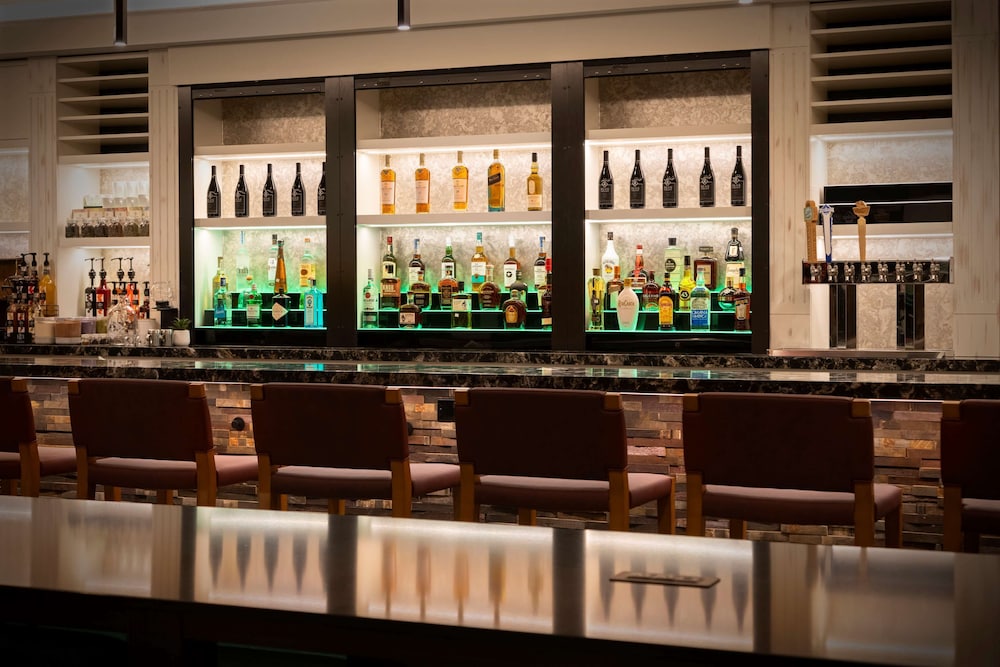Hilton Garden Inn Haymarket - photo 52