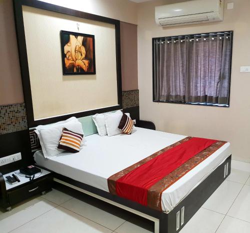 O Hotel in Ahmadnagar, India