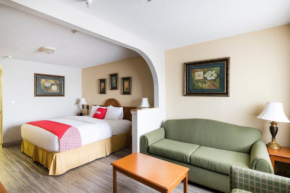 Red Roof Inn Stafford TX - photo 11