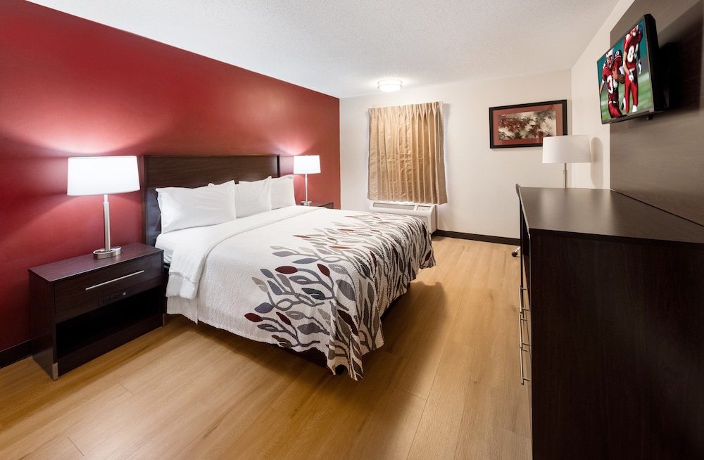 Red Roof Inn Fort Wayne - photo 7
