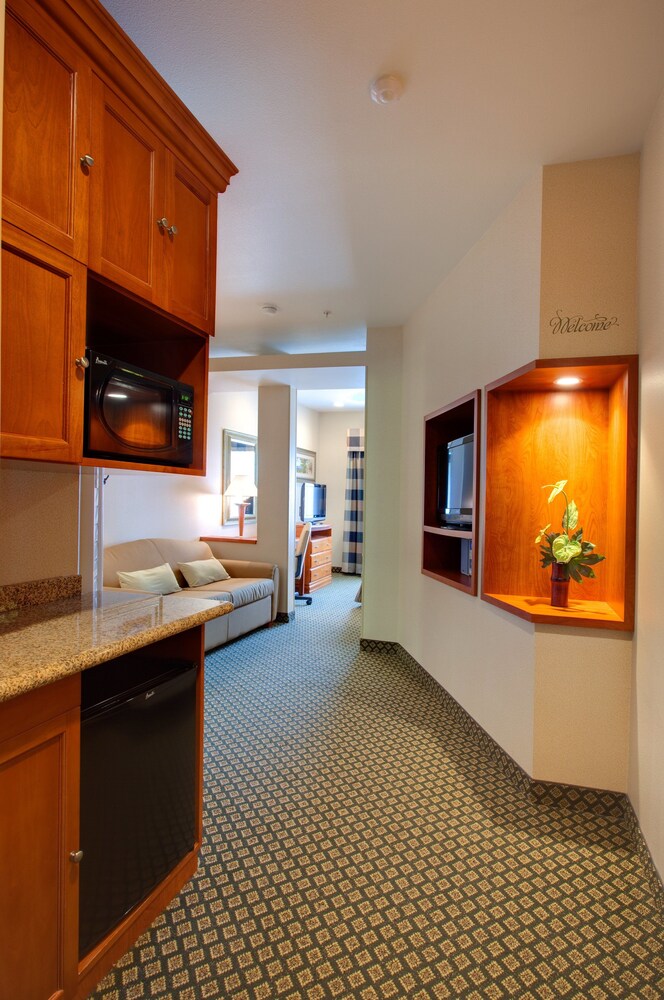 City Express By Marriott Rancho Cucamonga - photo 5