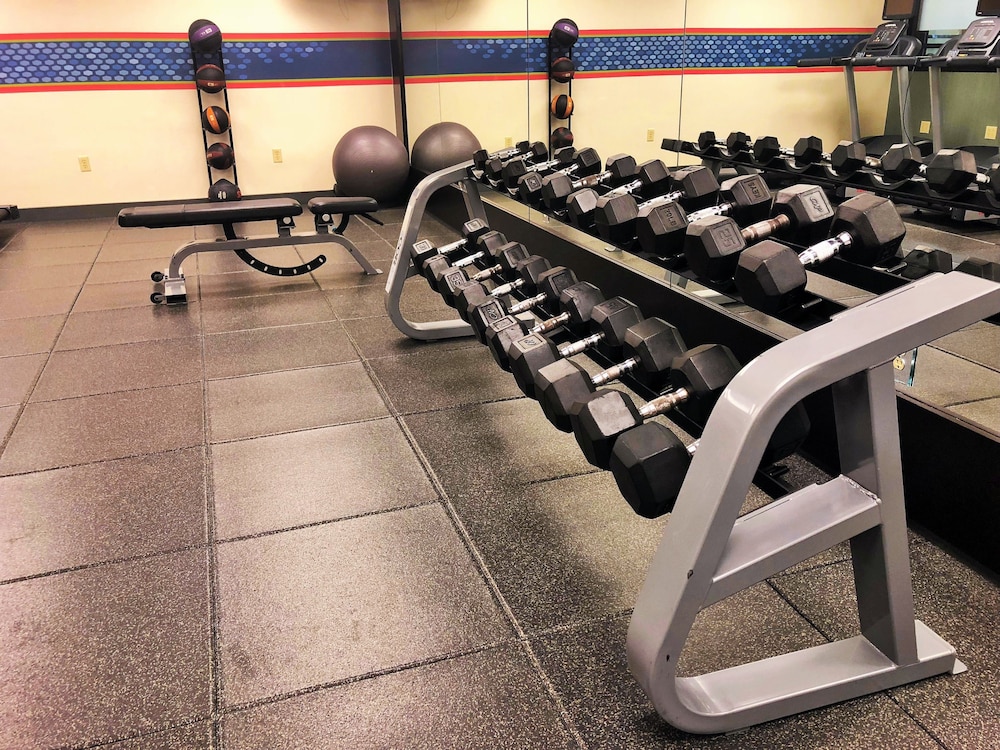 Hampton Inn & Suites Fairfield - photo 58