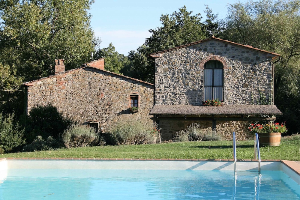 Granaio in Chianti — hotel in Bucine