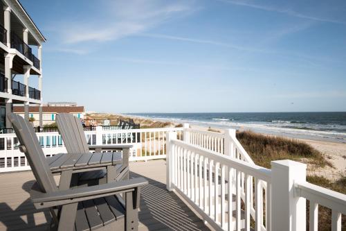 Carolina Dreamin' by Oak Island Accommodations - photo 5