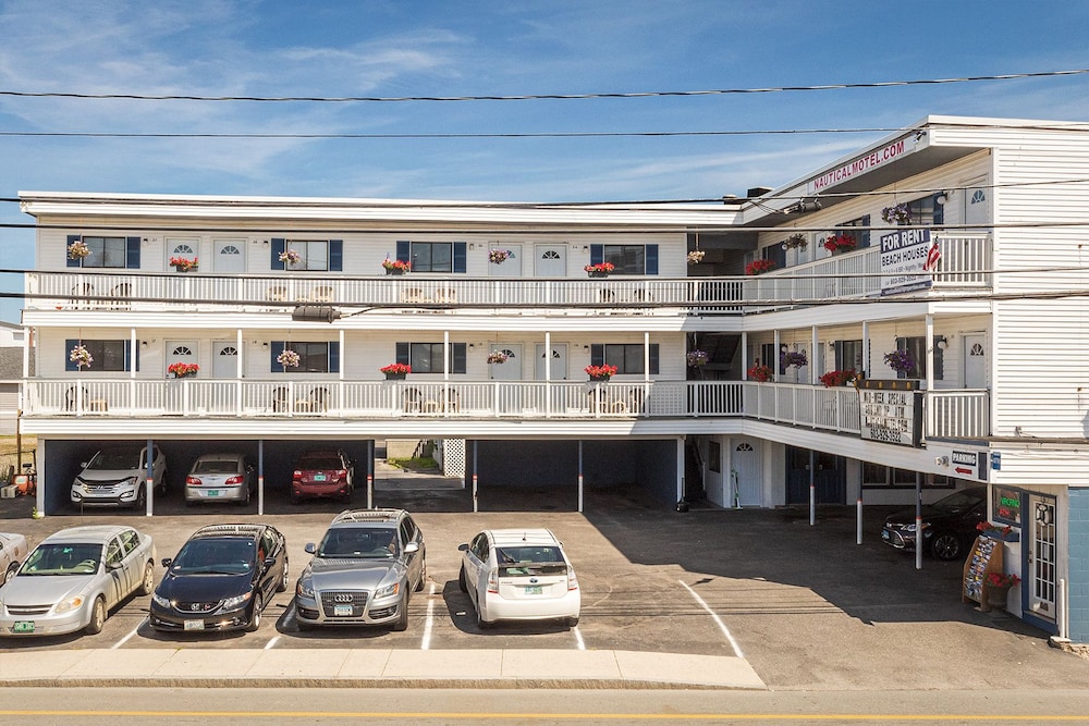 Nautical Motel And Suites — Hampton