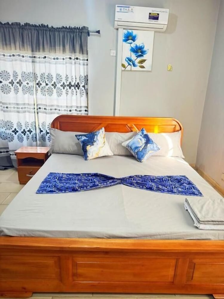 Estepona Playa in Accra, Ghana