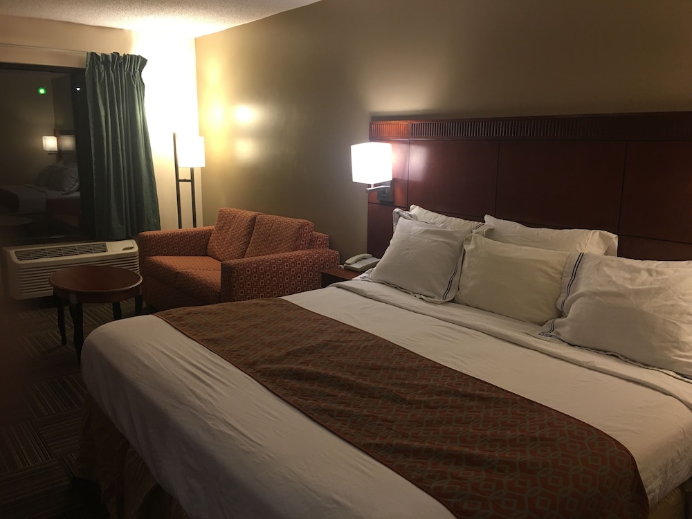 Nations Inn West Jefferson - photo 9