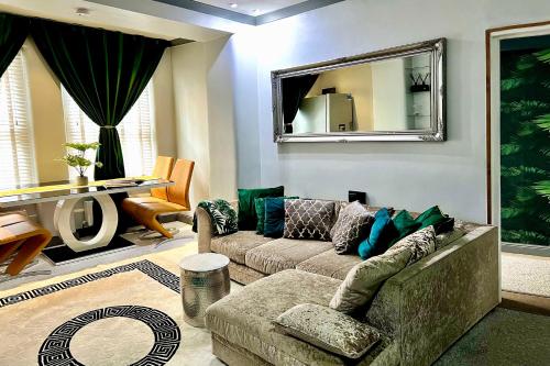 Exclusive Apartments South Kensington — 4-Star Luxury Hotel in London, United Kingdom