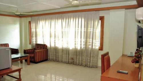 Hotel Mayura in Vizianagaram, India