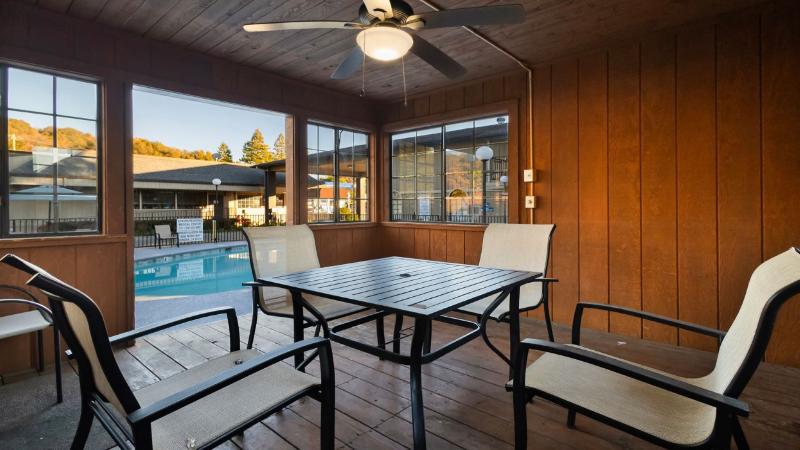 Aladdin Inn - photo 15