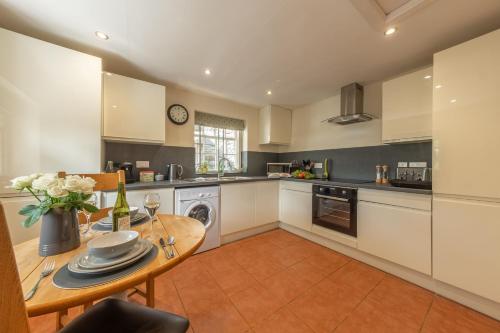 White Rose Cottage