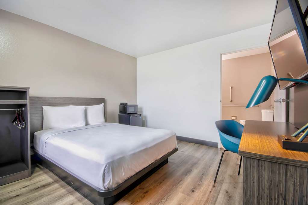 Motel 6 Austin TX North - photo 14