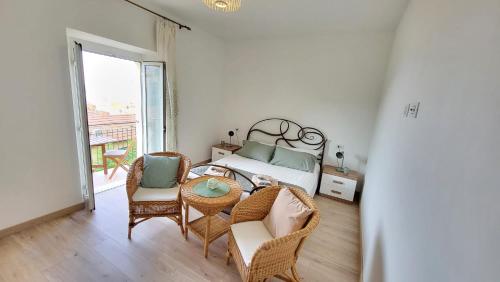 Nima in Porto Santo Stefano, Italy