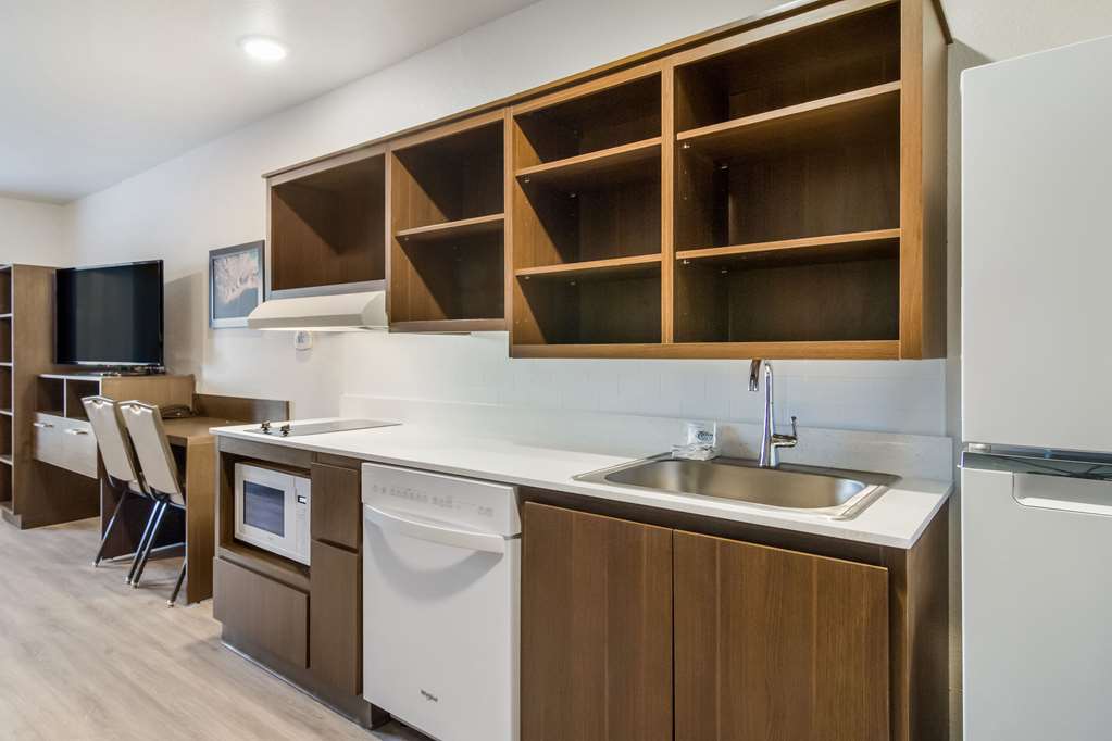 WoodSpring Suites Jacksonville Baymeadows - photo 13