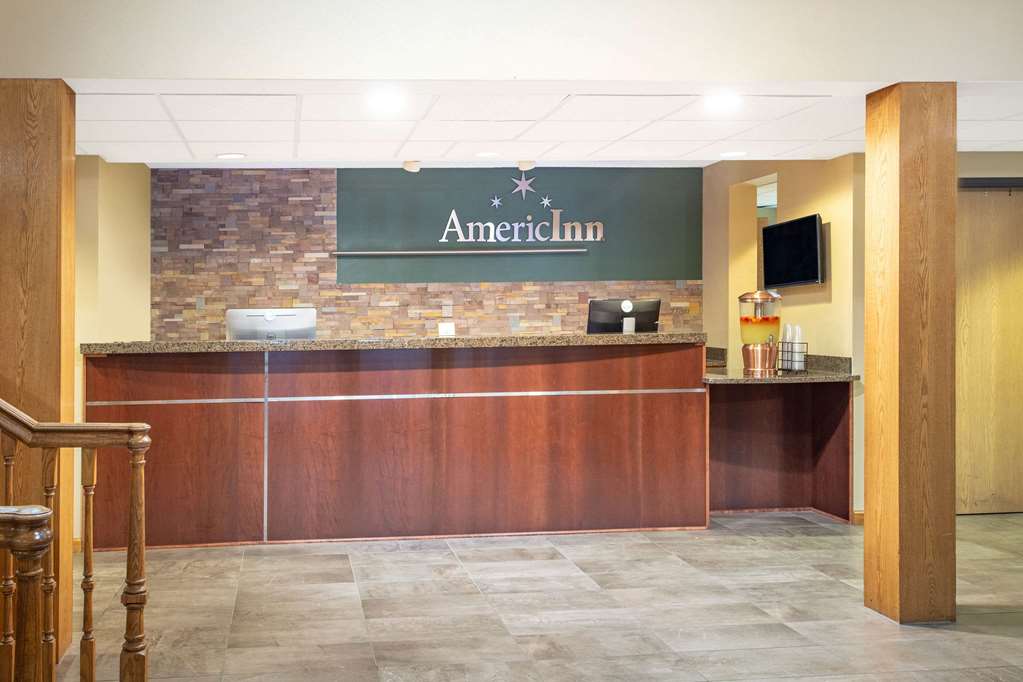 AmericInn by Wyndham Eau Claire - photo 2