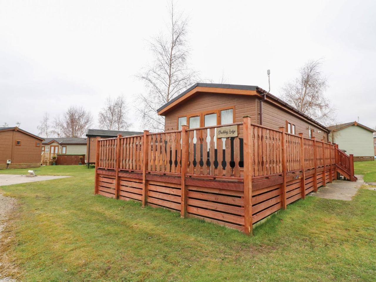 Duckling Lodge — 4-Star Luxury Hotel in Carnforth, United Kingdom