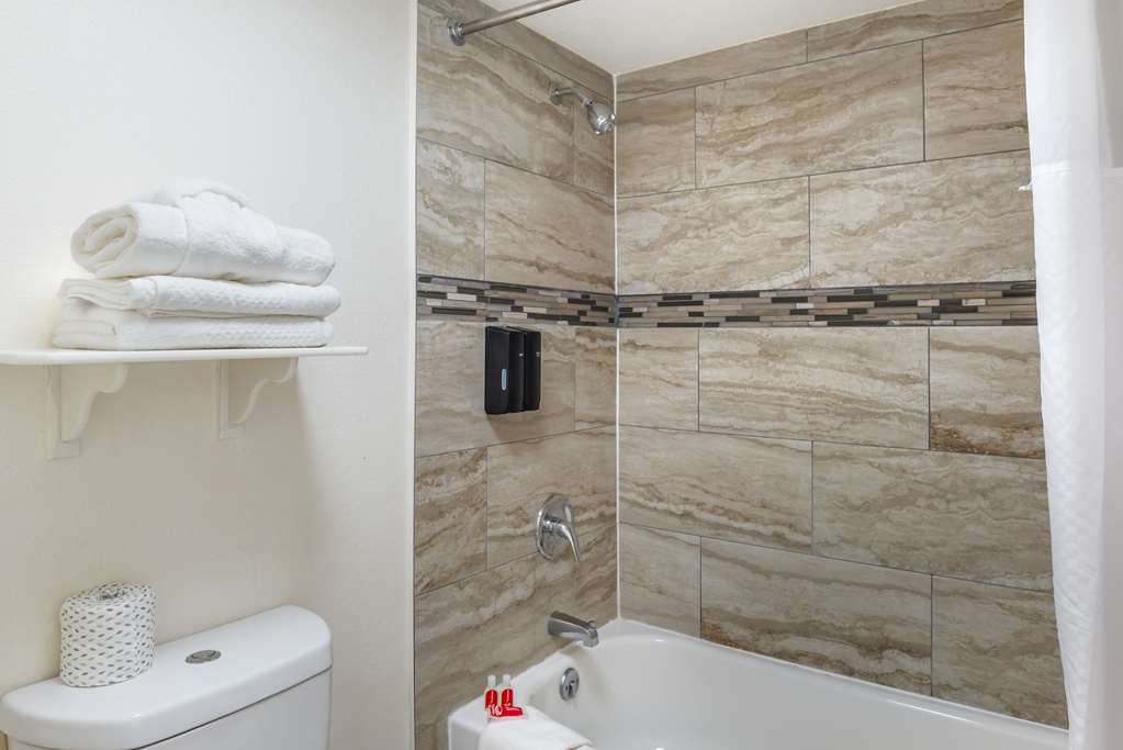 Econo Lodge Richmond North Chesterfield - photo 28