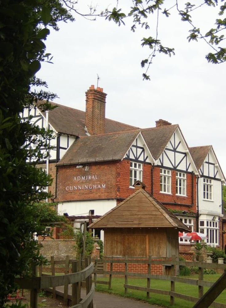 The Admiral Cunningham Hotel — Bracknell