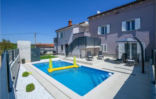 Gorgeous Apartment In Barban With Wifi — 4-Star Luxury Hotel in Barban, Croatia