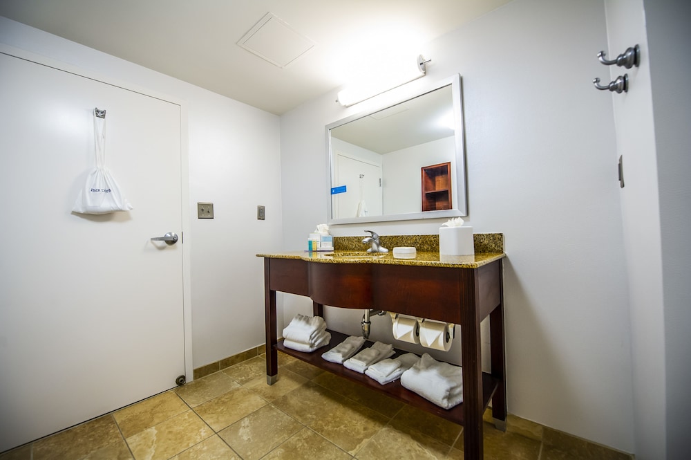 Hampton Inn South Kingstown Newport Area - photo 8