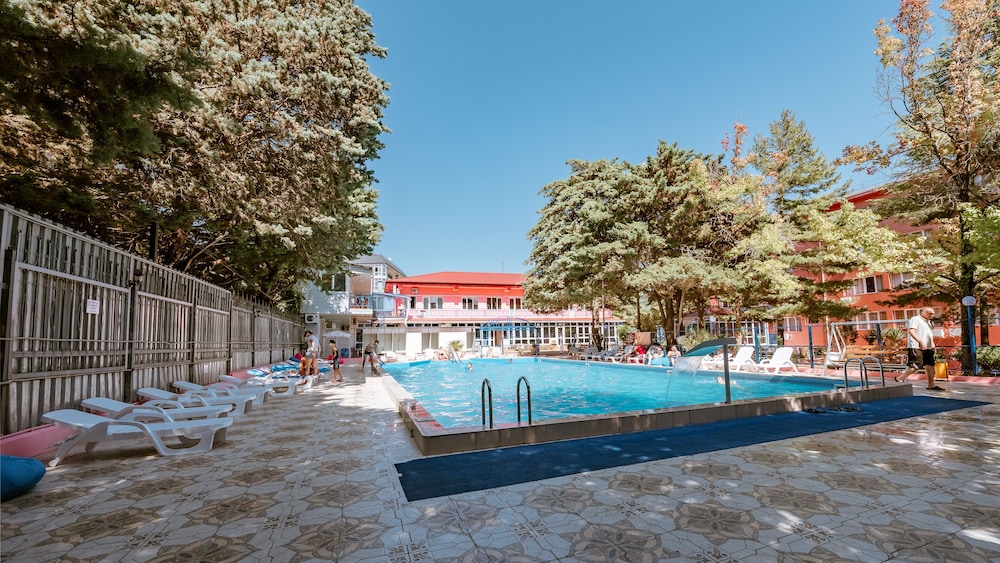 Sanatoriy Shirak - last minute hotel in Sochi