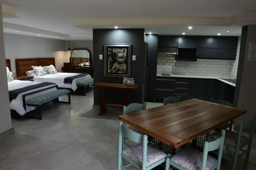 250onIndus — 4-Star Luxury Hotel in Waterkloof Ridge, South Africa